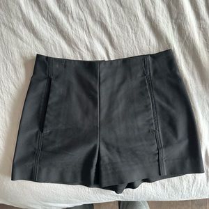 Babaton shorts